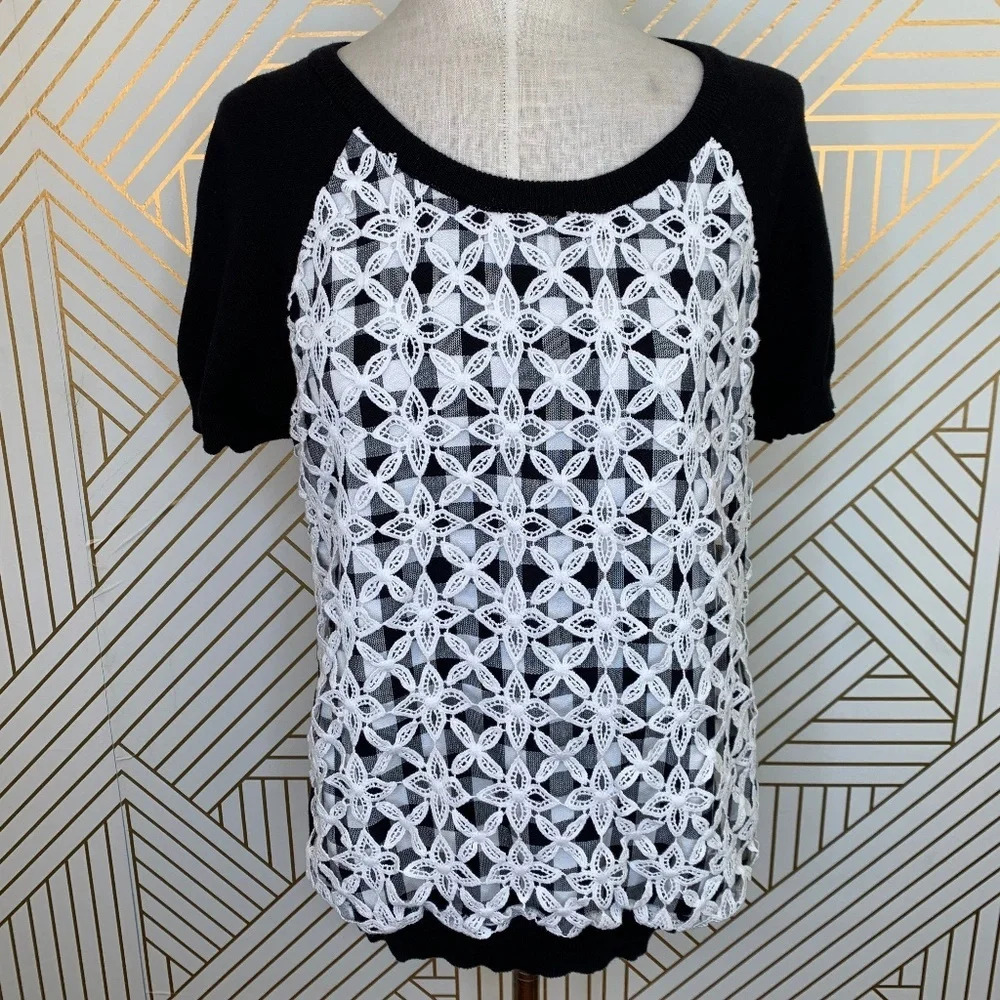 Anthropologie Moth Facade‎ Sweater Short Sleeve Lace Gingham Black White Size XS